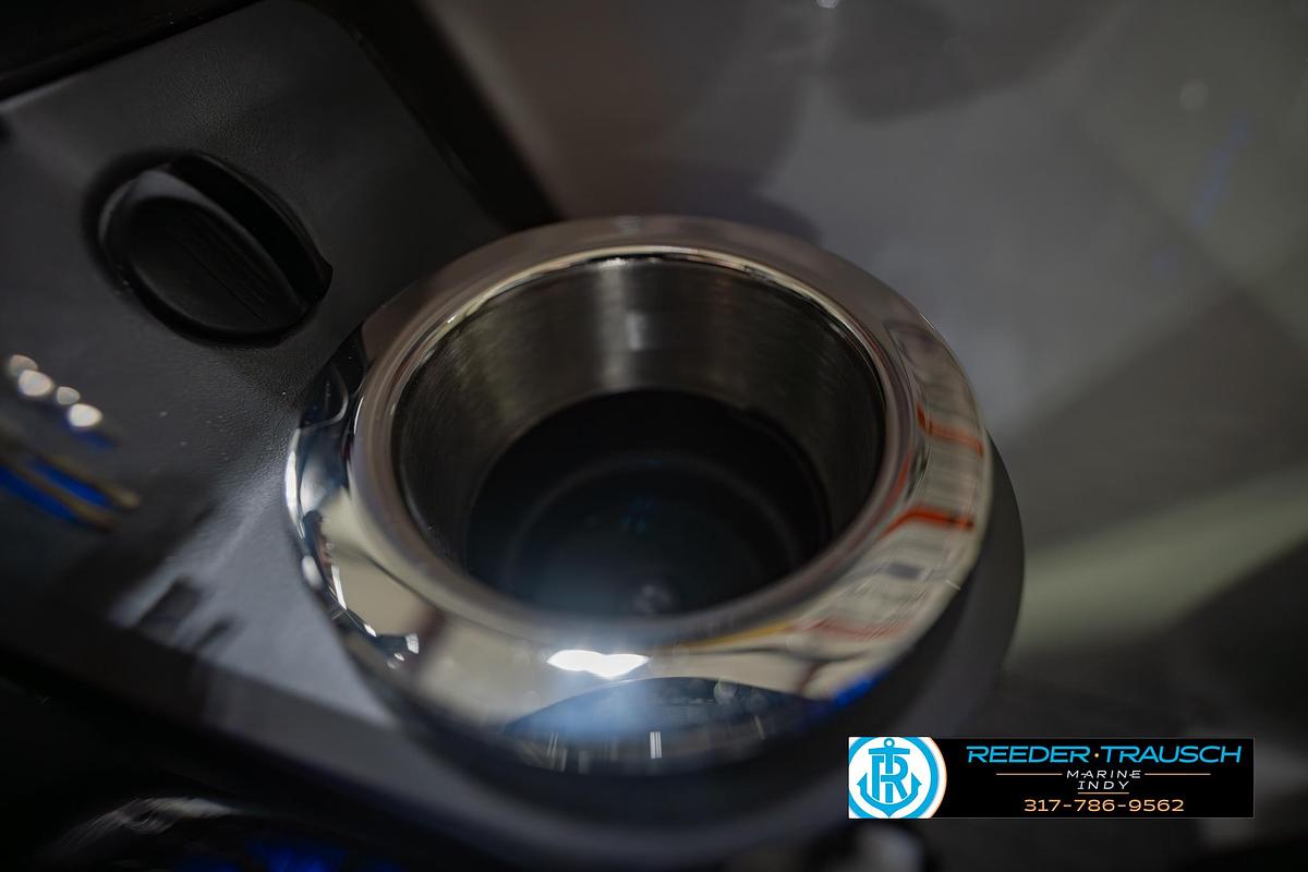 2026 Bennington 25 QXFBA