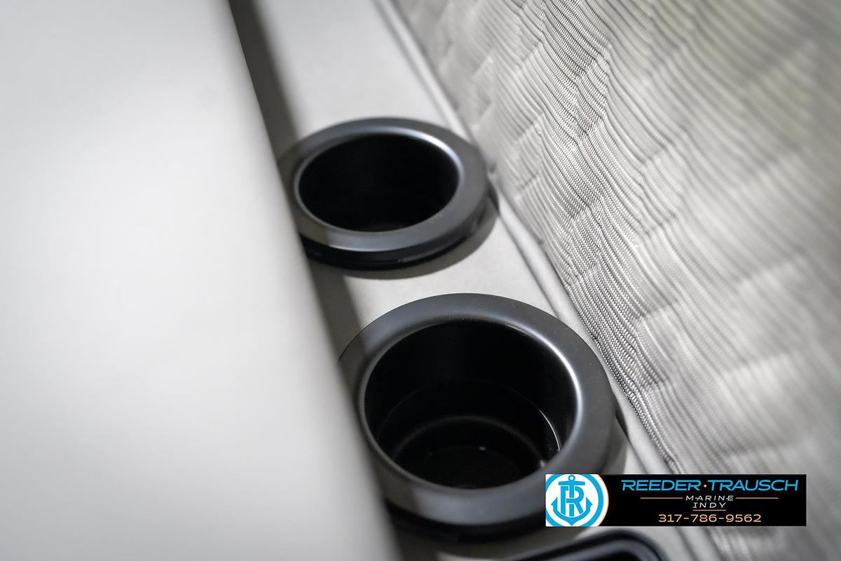 2026 Bennington 26 MSB