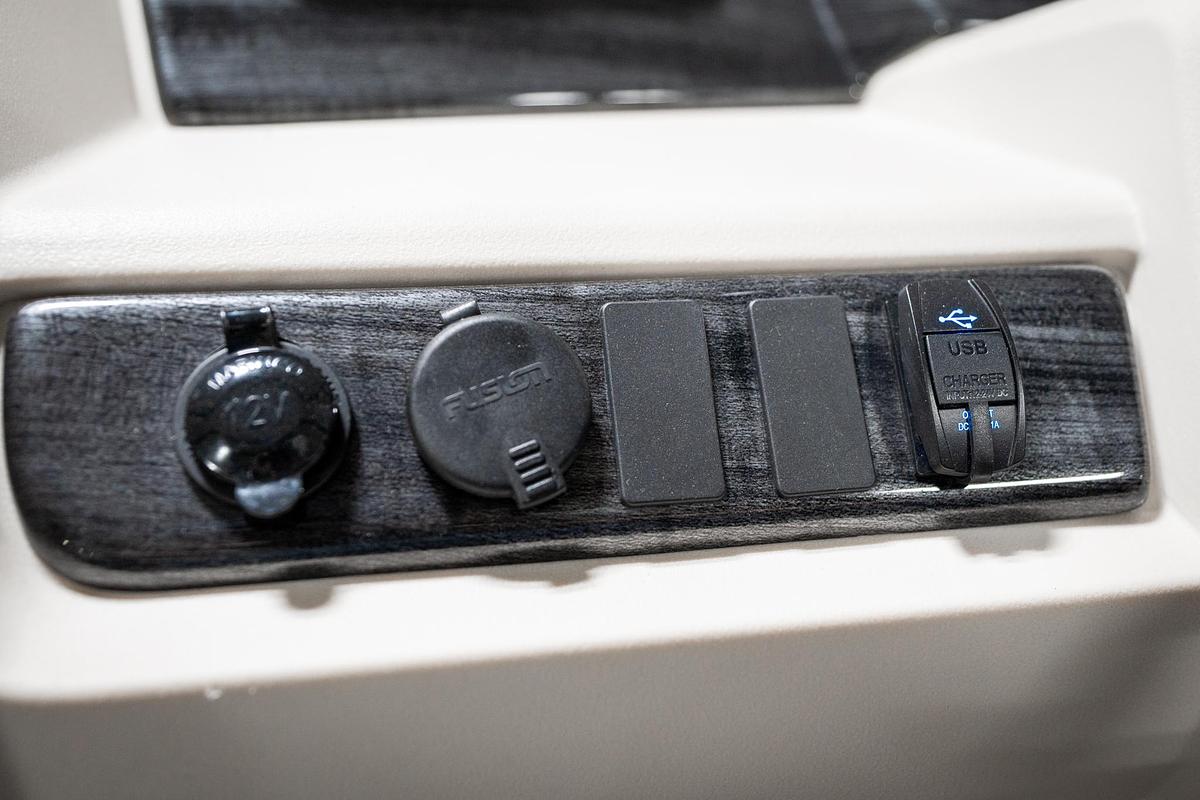 Used 2022 Avalon 2285 LSZ CRB