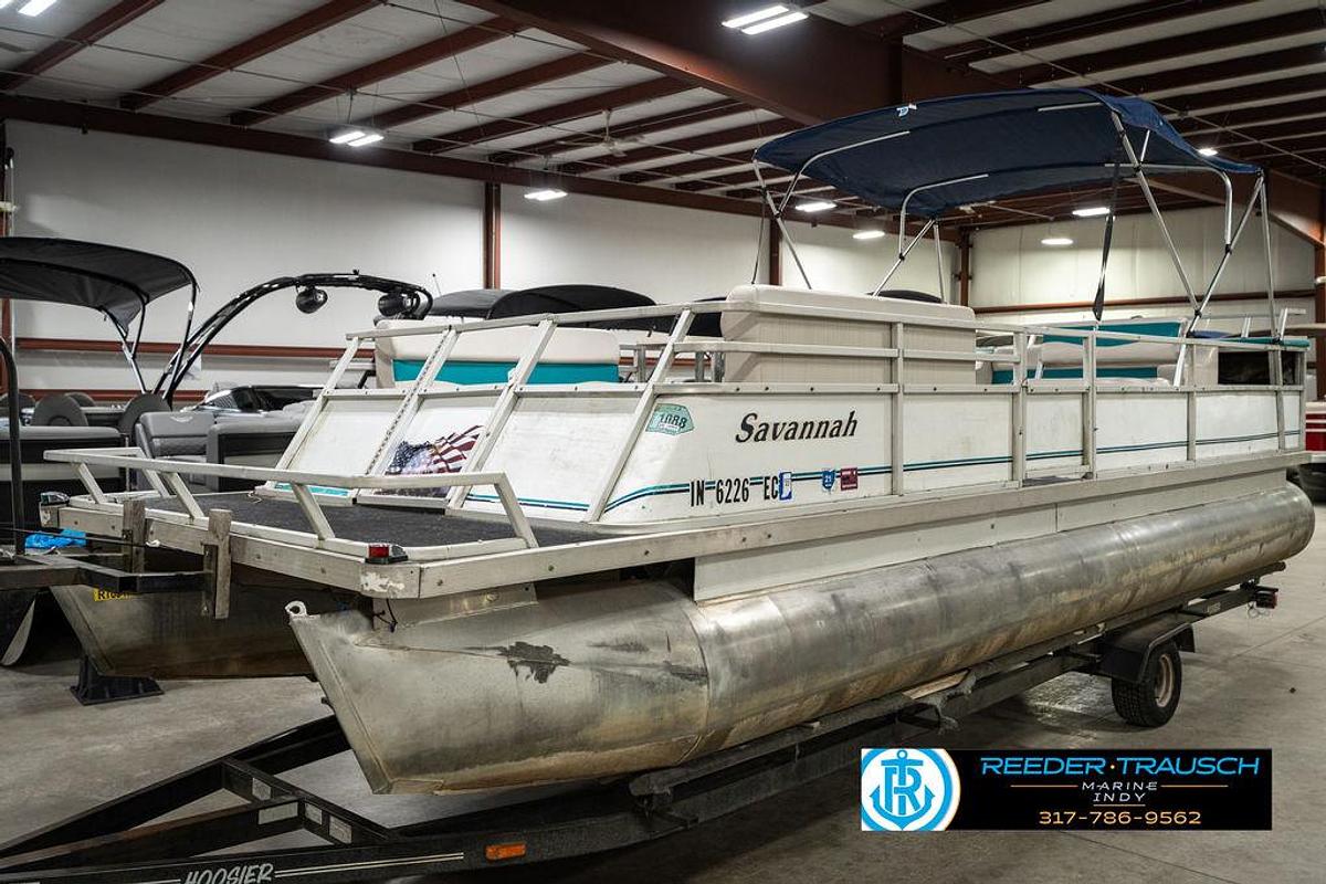 Used 1989 Crest Savannah Crest II
