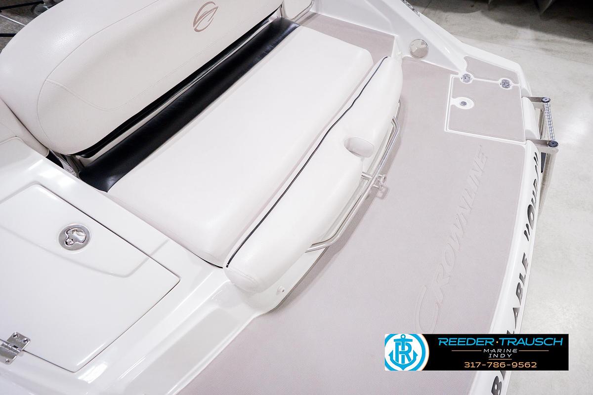 Used 2012 Crownline E4