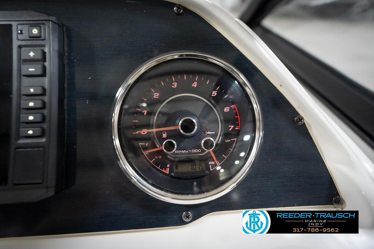 Used 2022 Hurricane 235RD