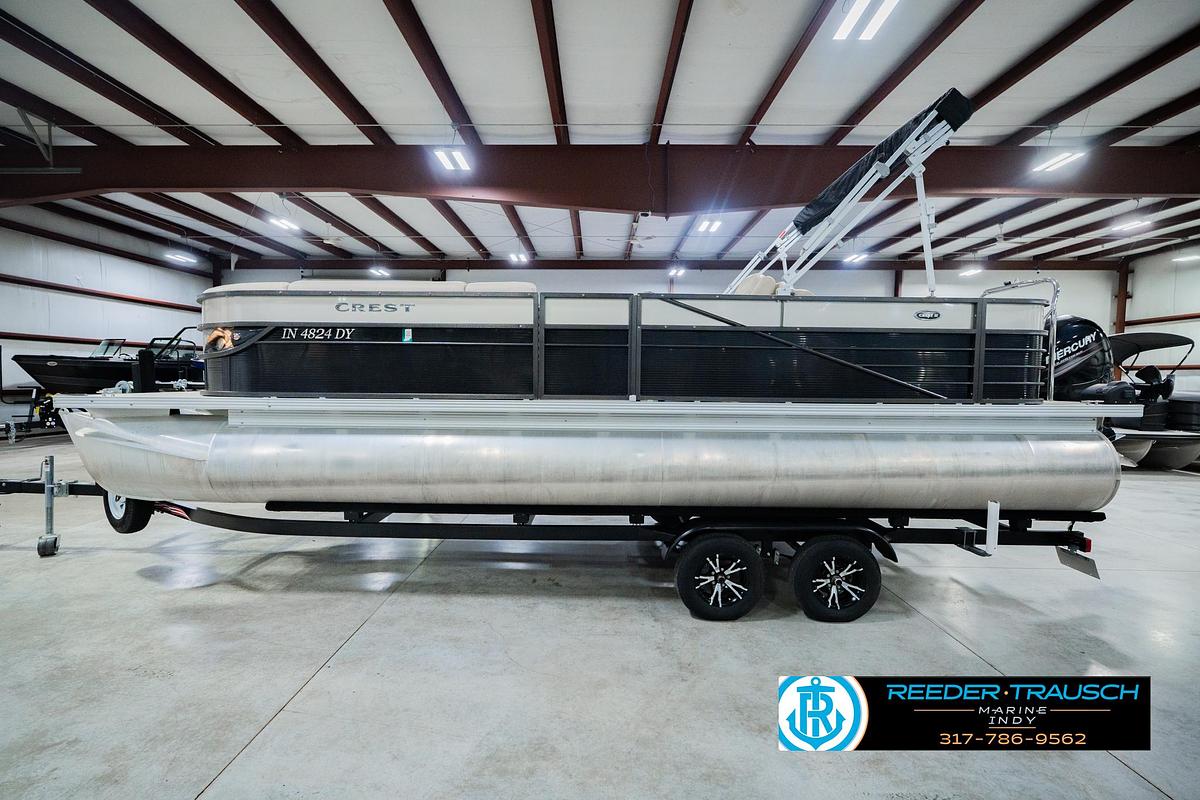 Used 2016 Crest 250 SLR2