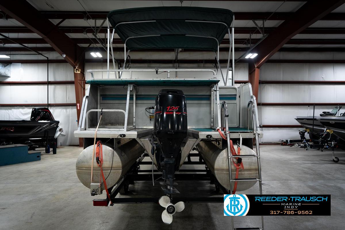 Used 1996 Suntracker Party Barge 24