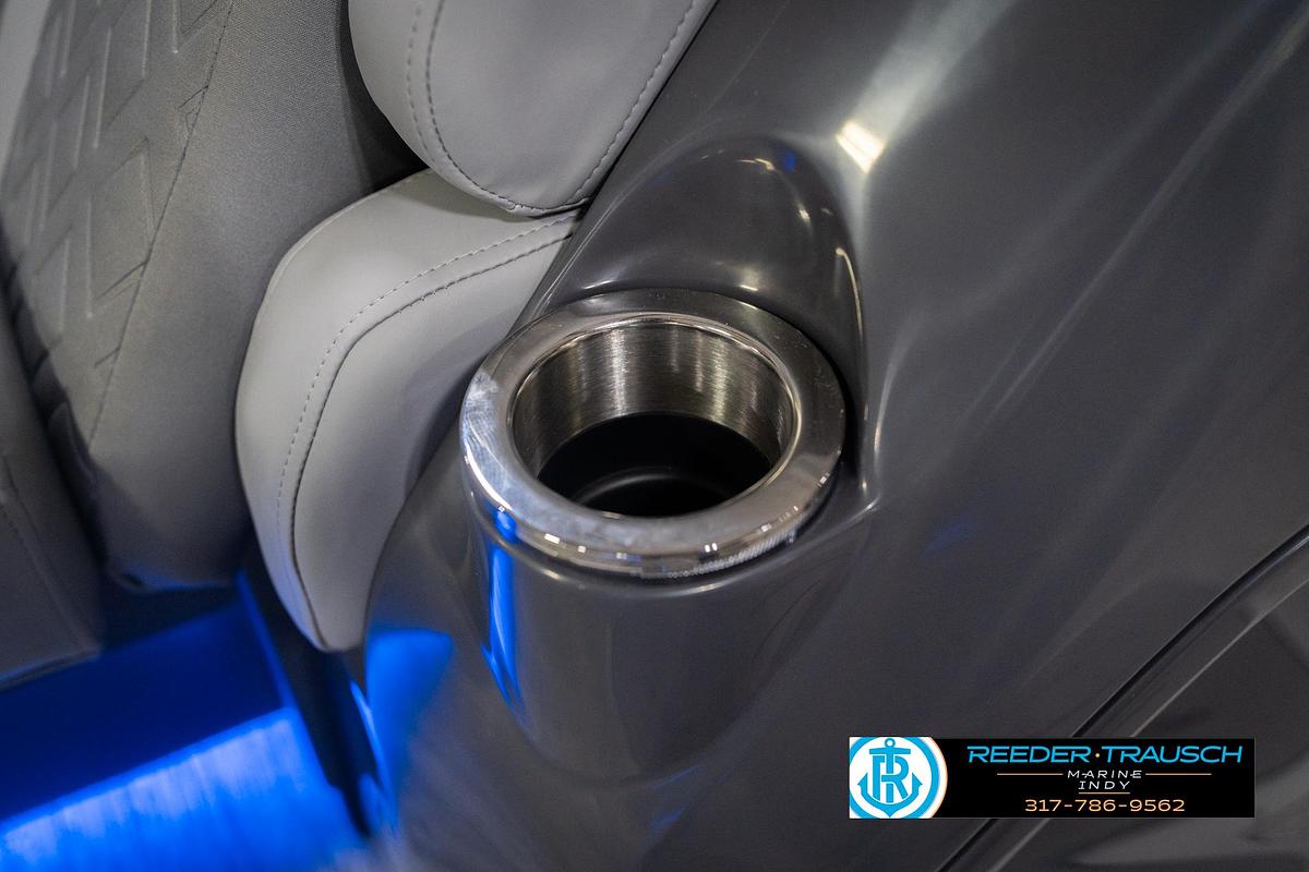 2026 Bennington 24 MOFB