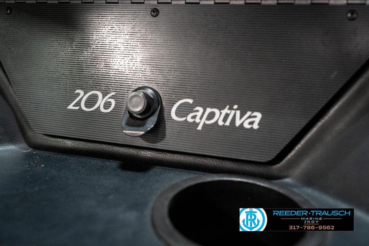 Used 1990 Rinker 206 Captiva