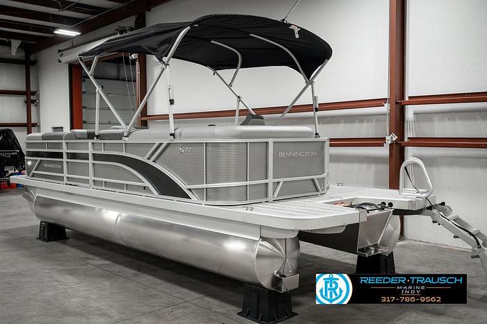 2025 Bennington 22 SLSE