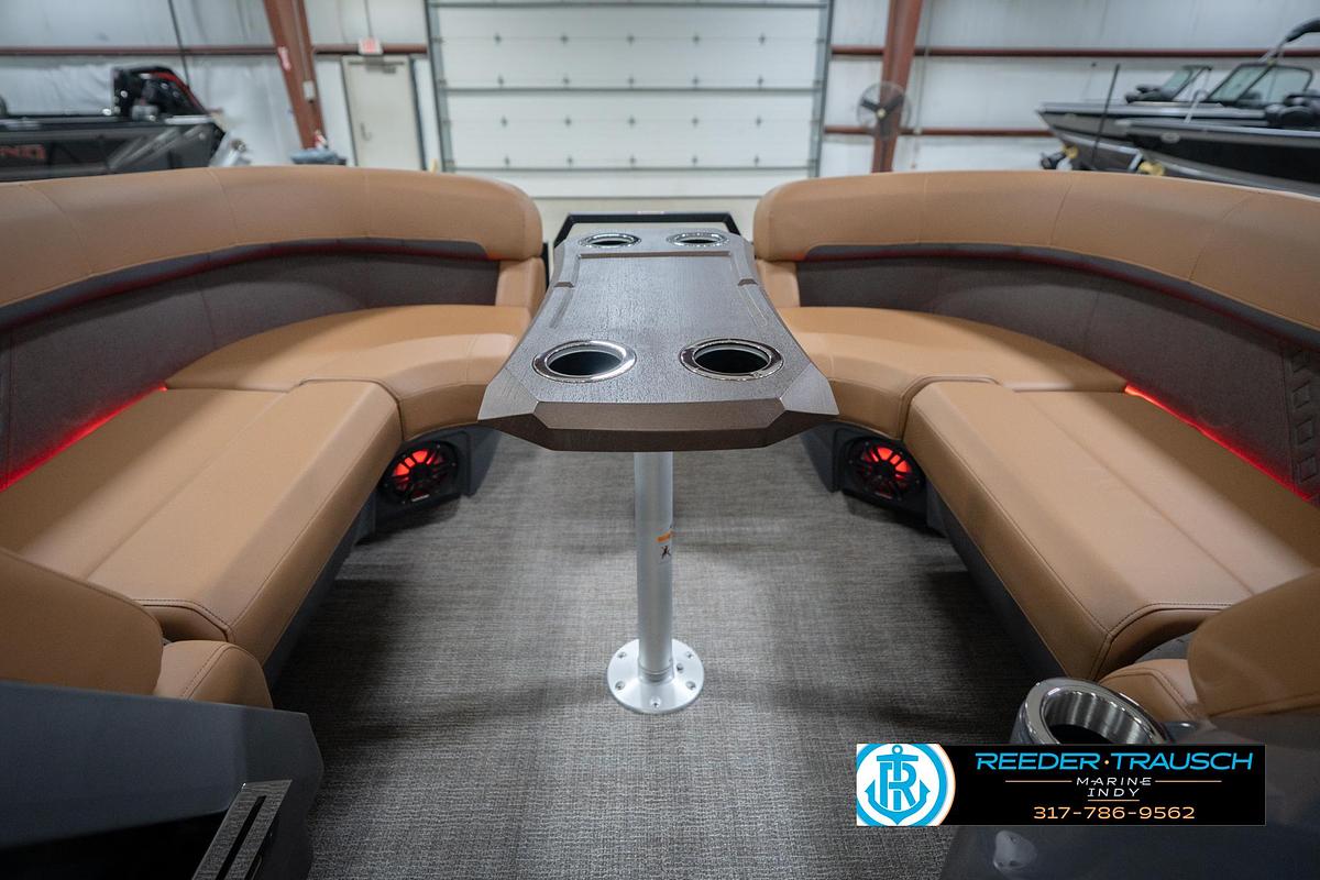 2026 Bennington 22 MFB