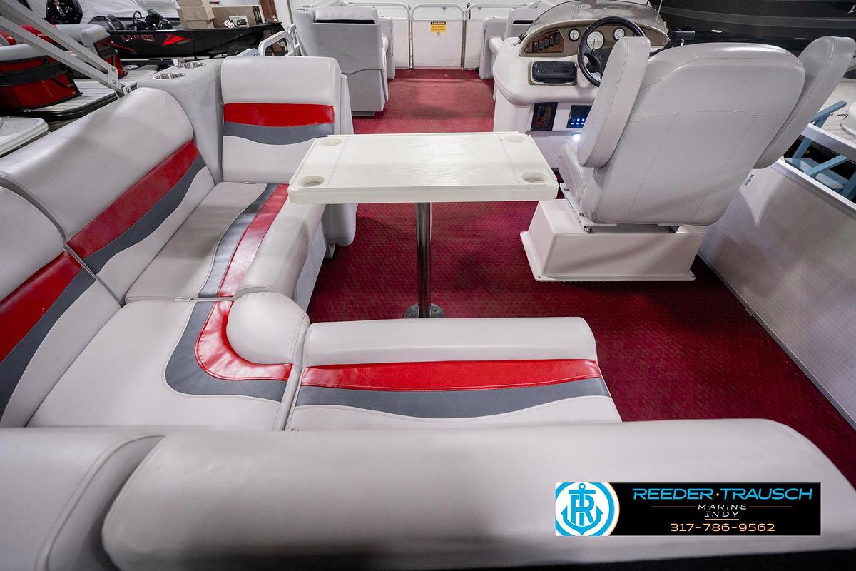 Used 2001 Sweetwater SW2221WR