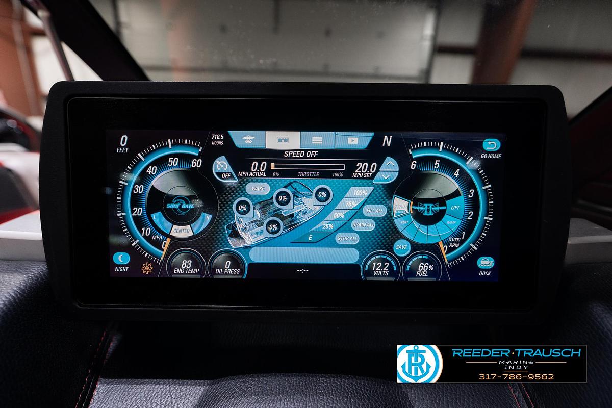 Used 2017 Malibu 25 LSV