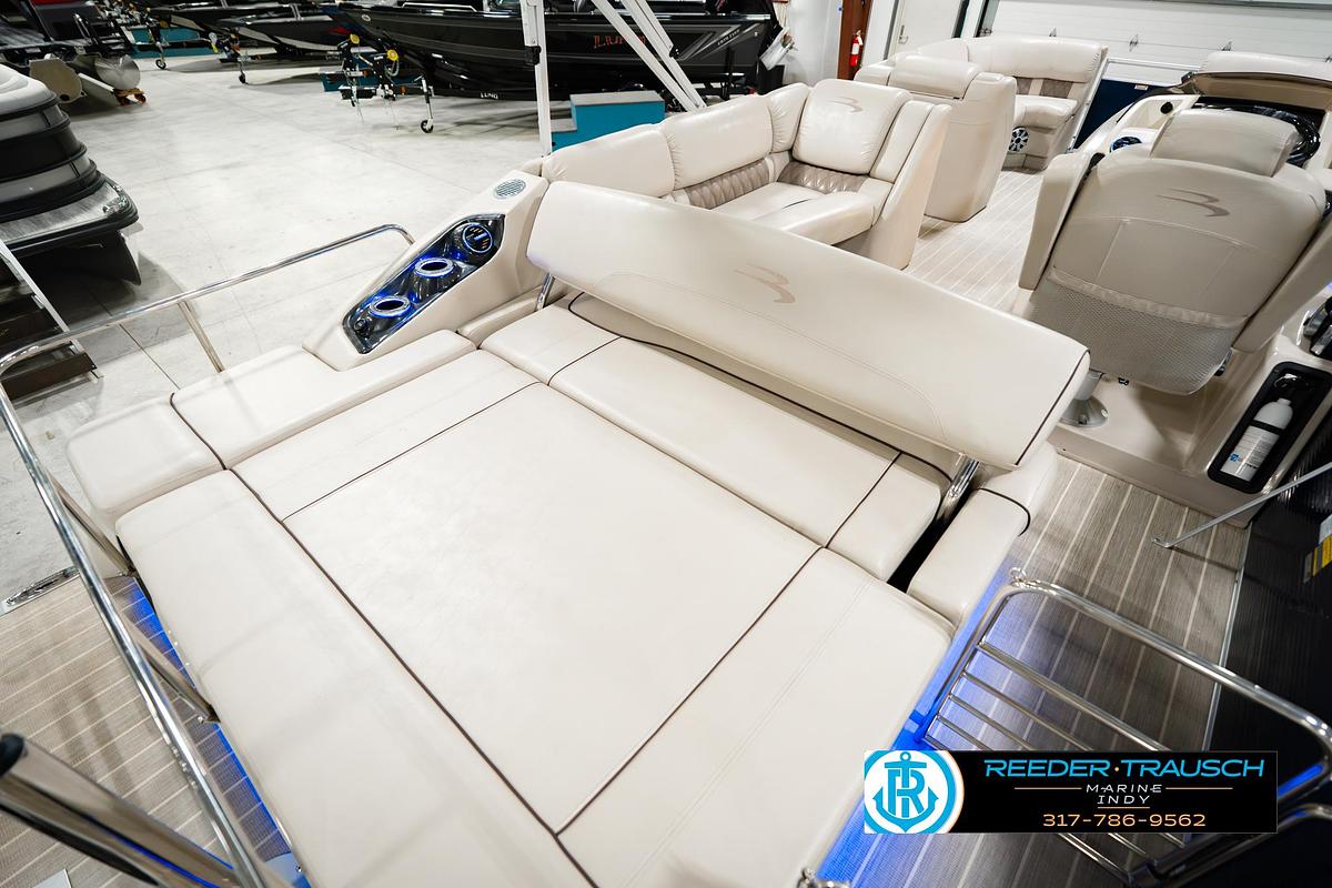 Used 2016 Bennington 2375 RSB