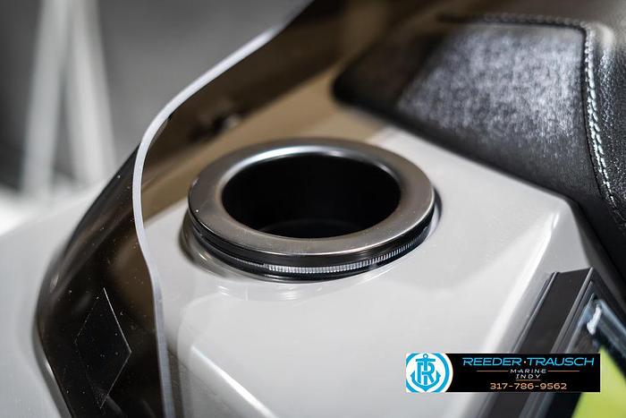 2025 Bennington 21 S