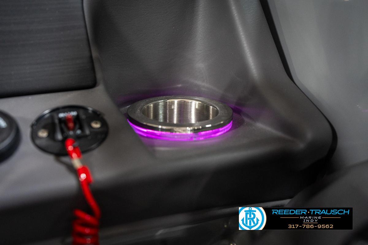 2025 Bennington 25 QSBW