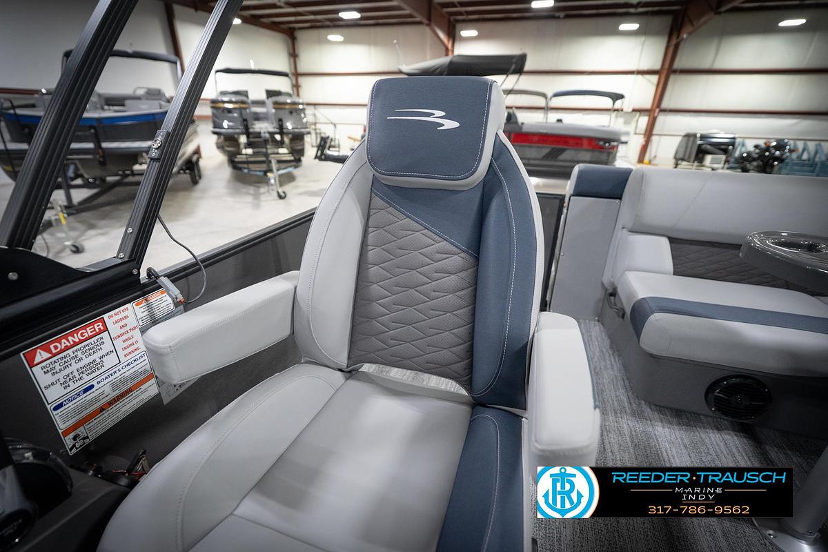 2026 Bennington 23 SLJ