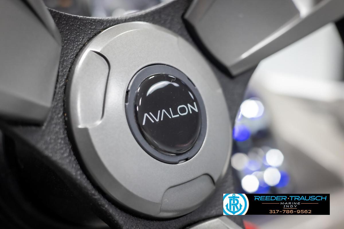 Used 2025 Avalon 2380 VEN QL