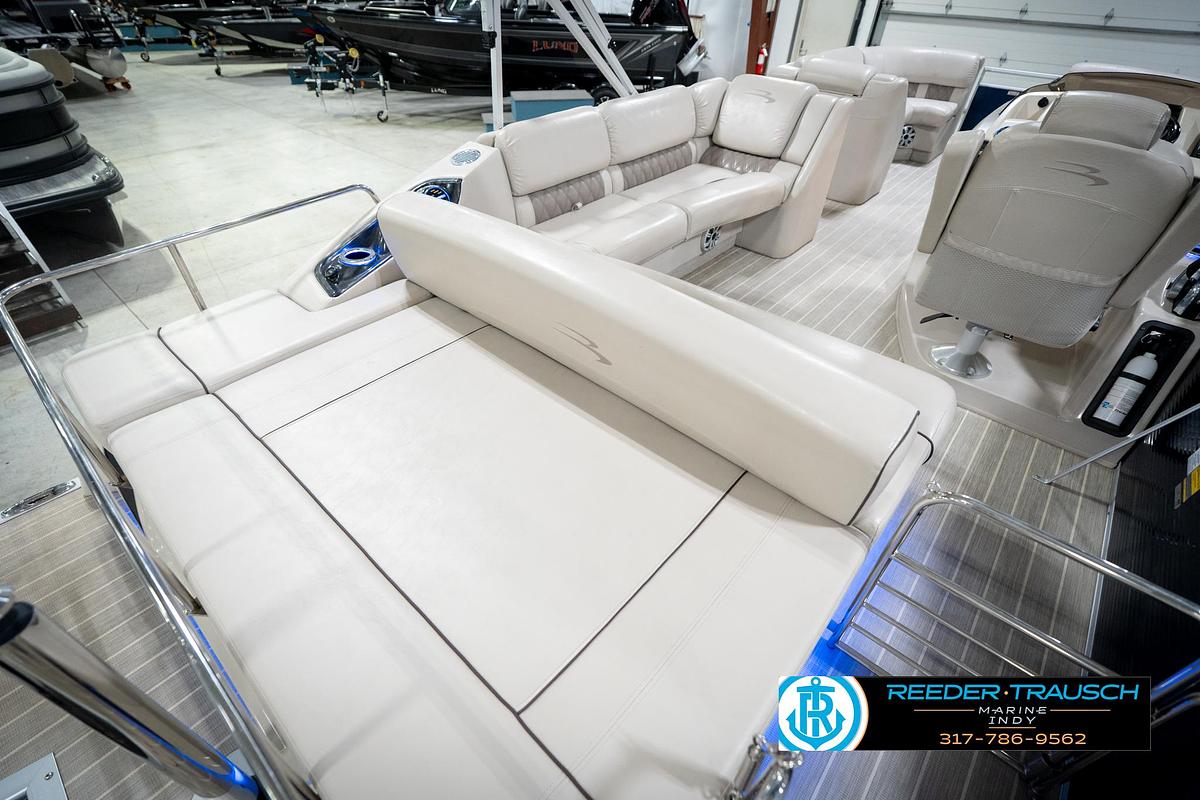 Used 2016 Bennington 2375 RSB