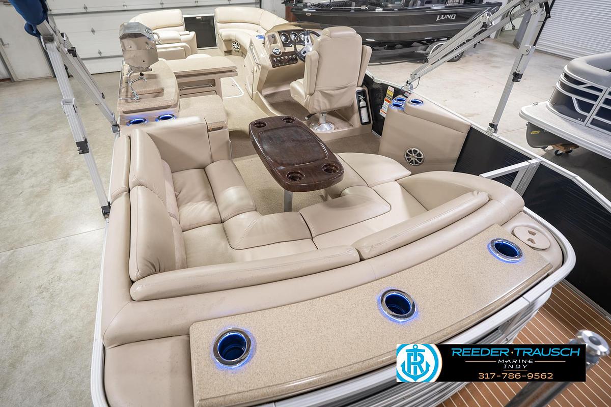 Used 2014 Bennington 2550 RCB