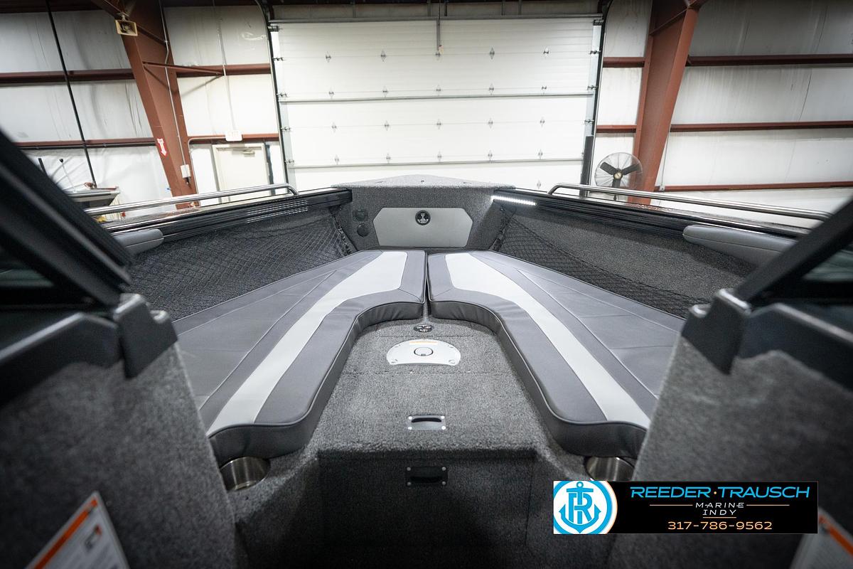 2026 Lund 2275 Baron