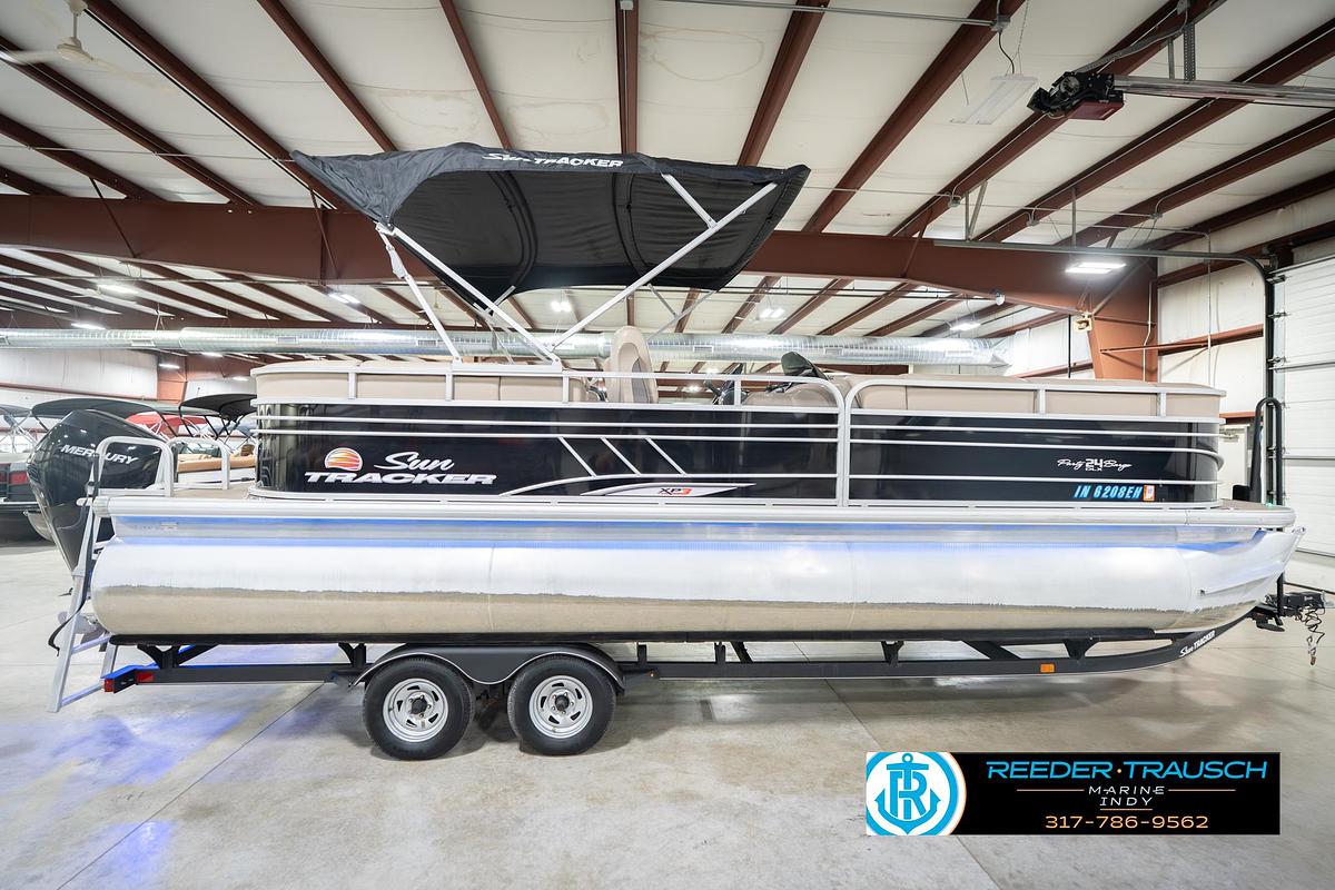 Used 2020 Sun Tracker Party Barge 24 DLX