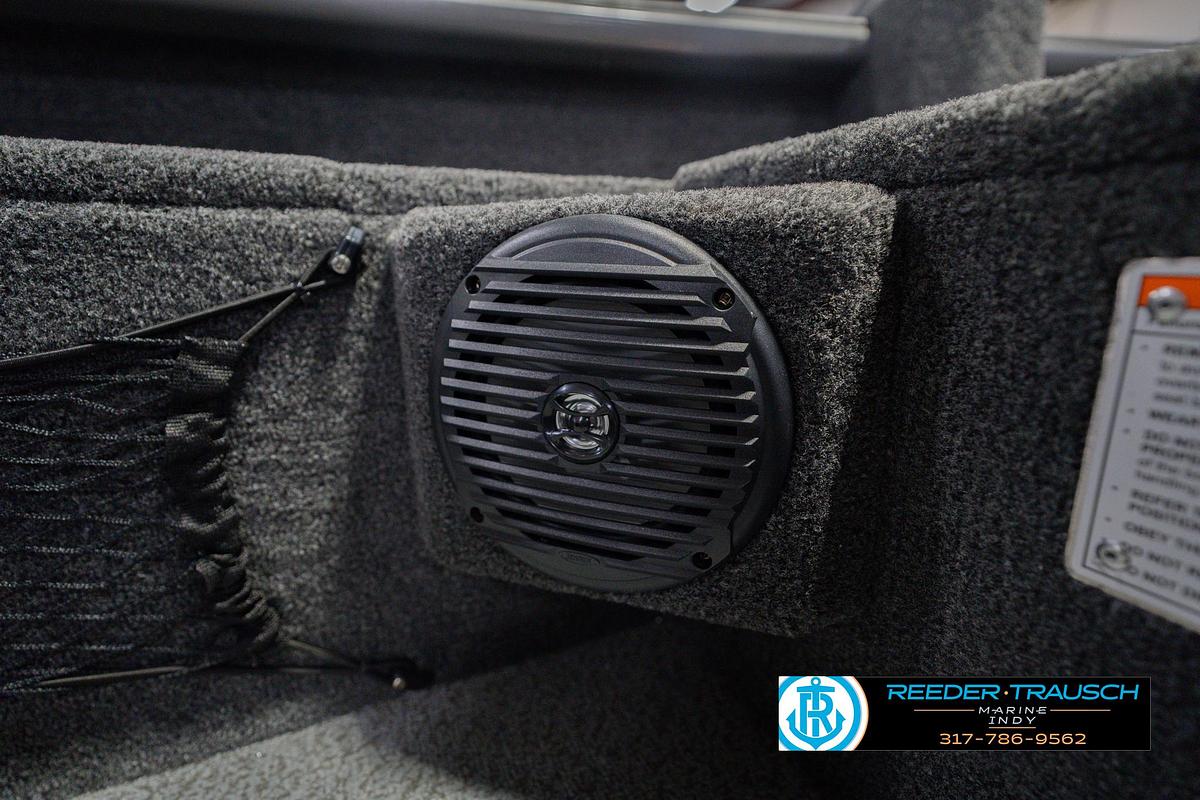 2026 Lund 1875 Pro Guide