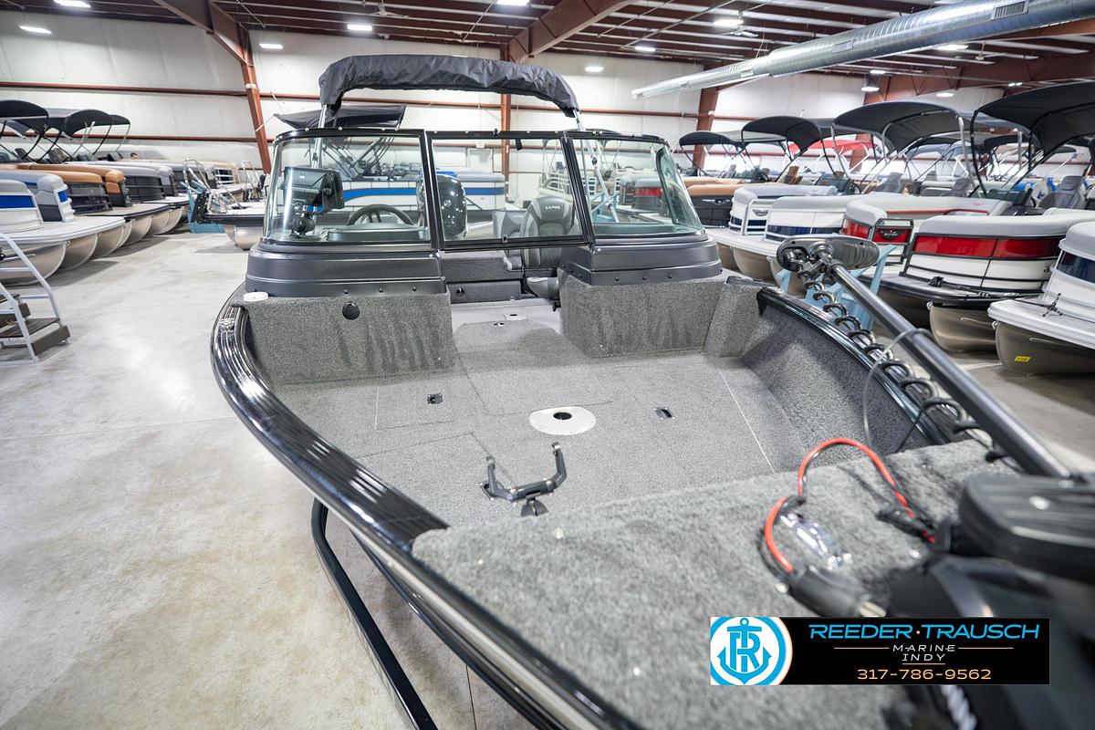 Used 2022 Lund 1875 Impact