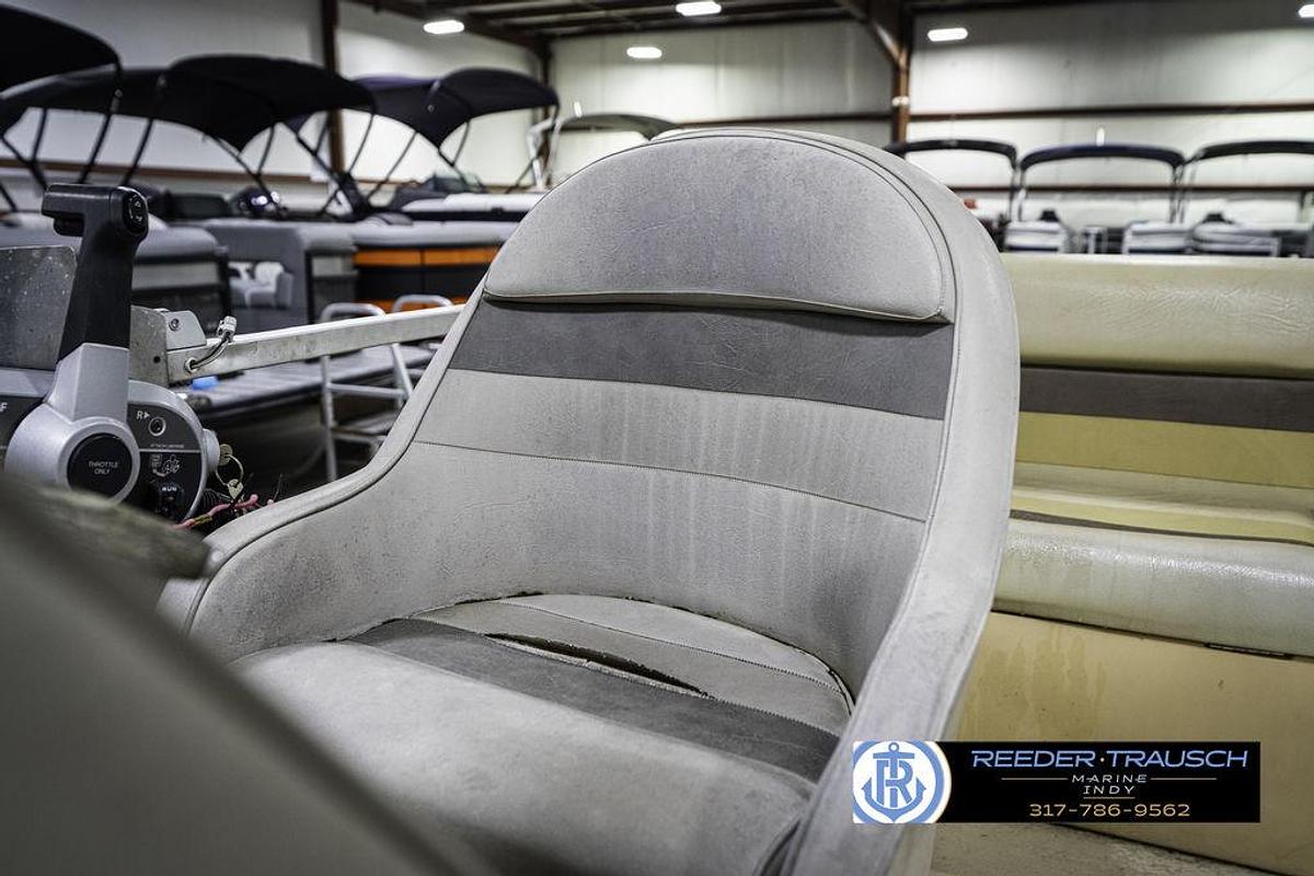 Used 1985 Godfrey Aqua Patio