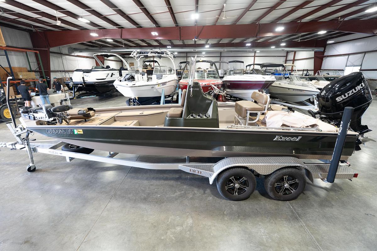 Used 2023 Excel 220 Bay Pro