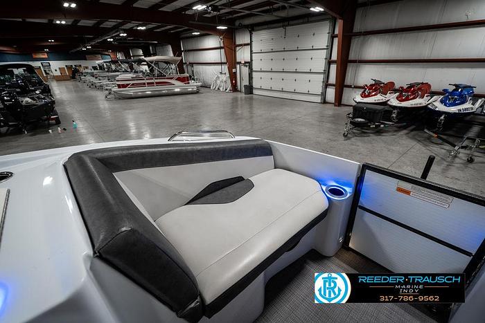 Used 2019 Crest Calypso 190