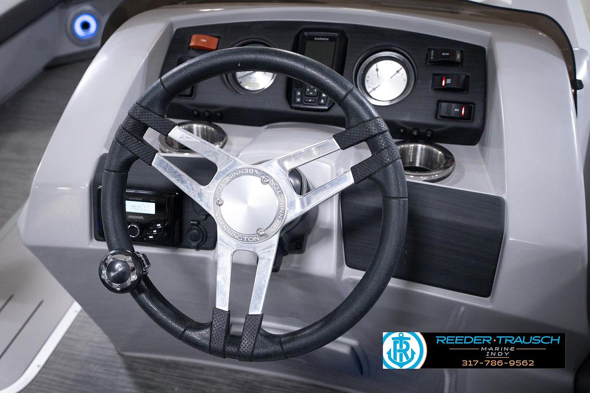 Used 2023 Bennington 23 SXSR