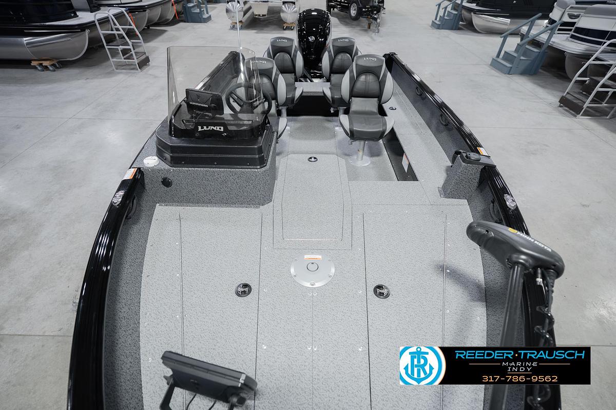 2026 Lund 1700 Explorer Side