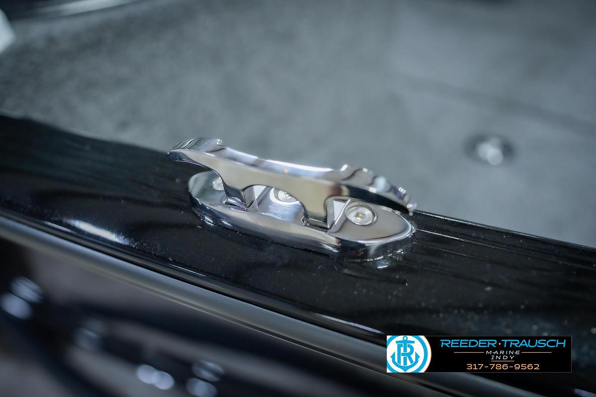 2026 Lund 1775 Impact XS