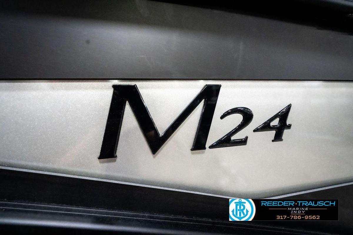 2025 Bennington 24 MSB