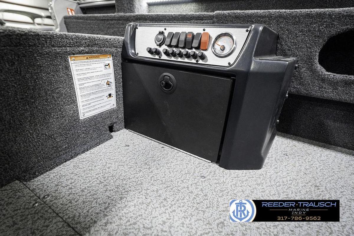 2025 Lund 1775 Pro Guide