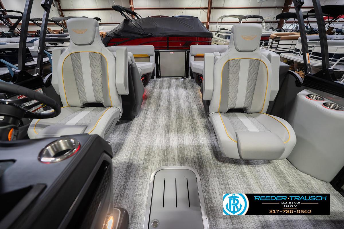 2026 Bennington 22 MFB