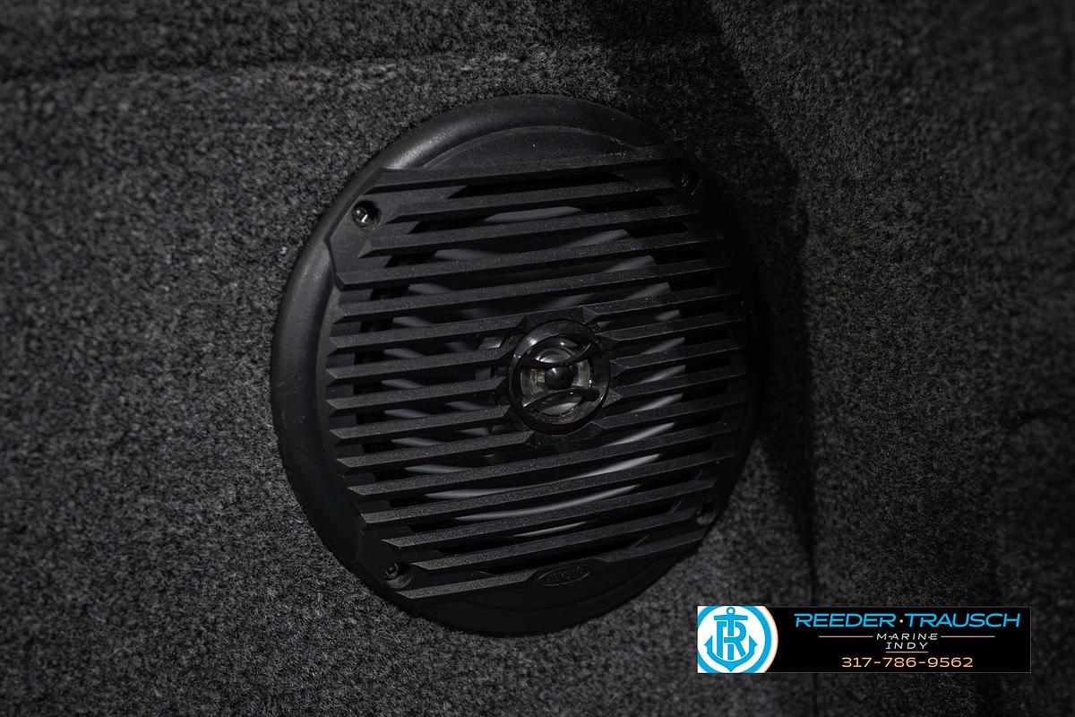 Used 2023 Lund 1875 Impact XS