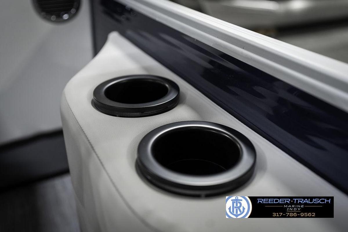 2025 Bennington 22 SSR