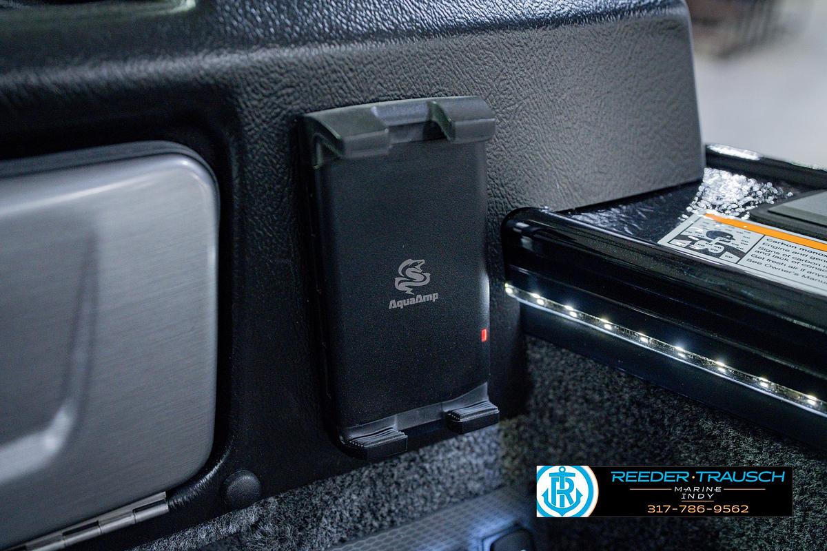 2026 Lund 1975 Pro V Sport