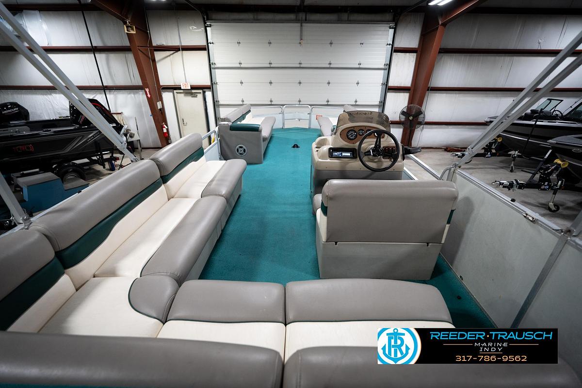 Used 1996 Suntracker Party Barge 24