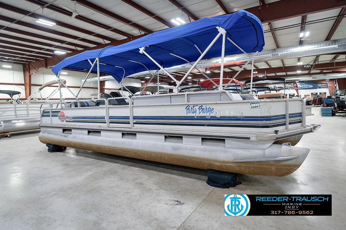 Used 1992 Sun Tracker Party Barge 24