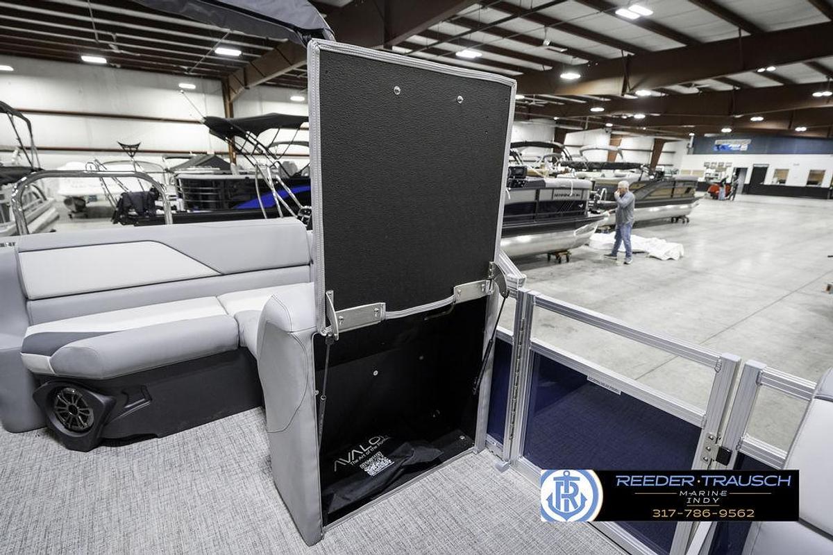 2025 Avalon 1785 Venture CRB