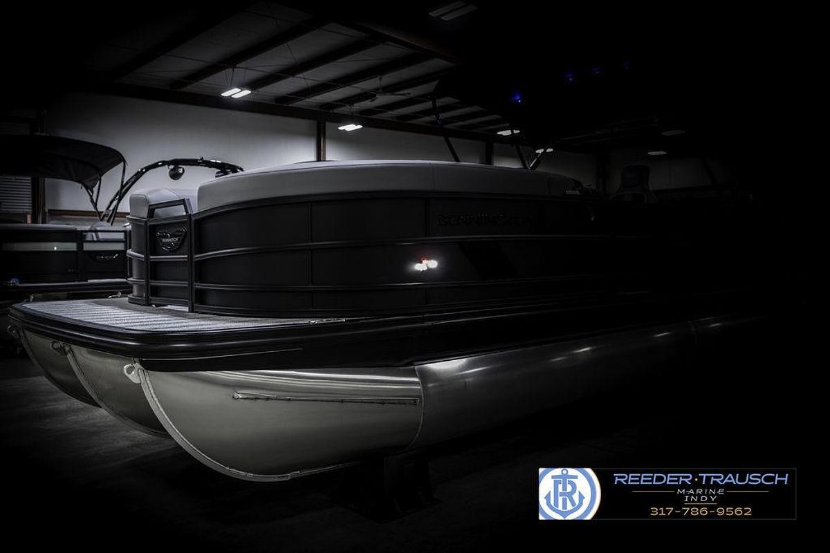 2025 Bennington 24 MFB