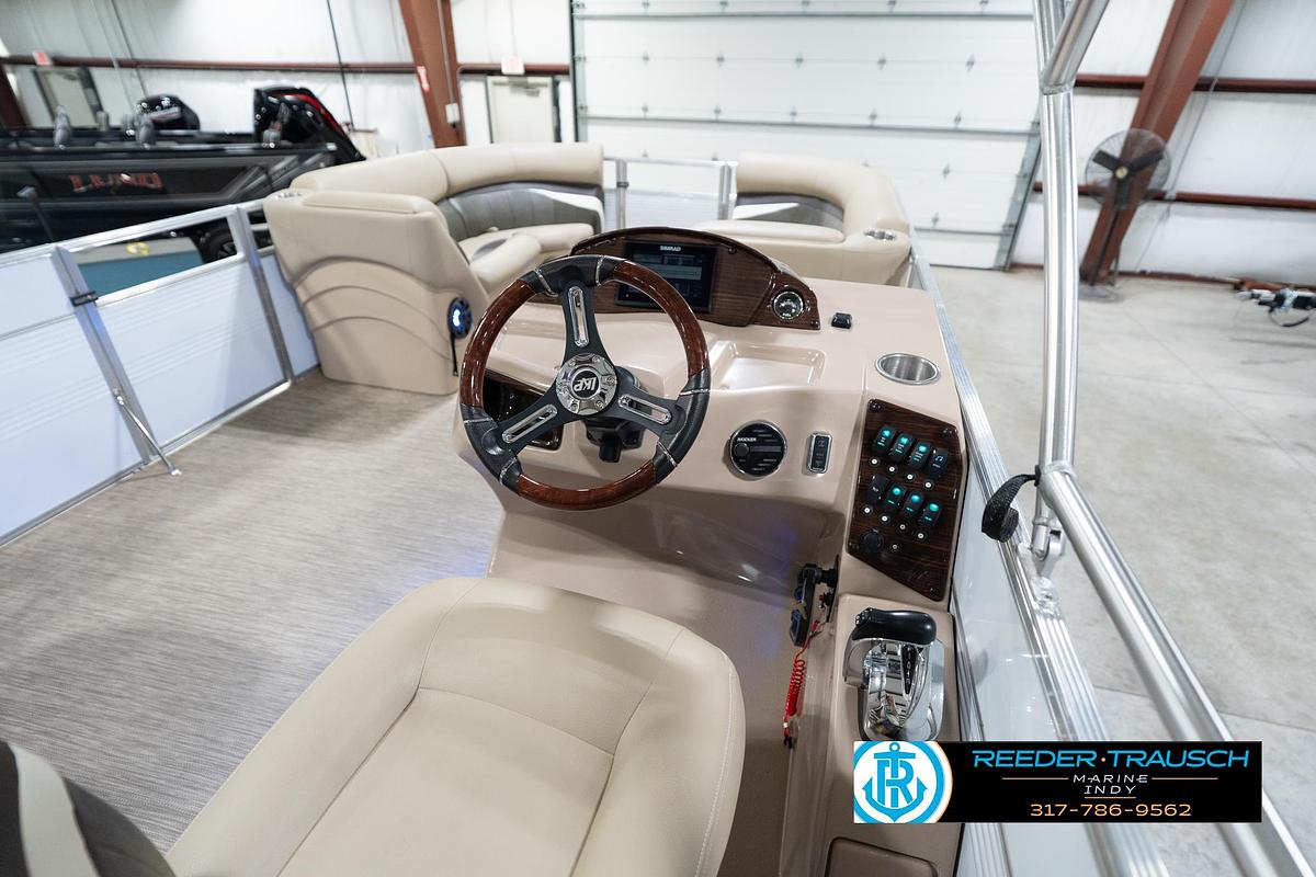 Used 2020 Leisure Craft 2435 LX