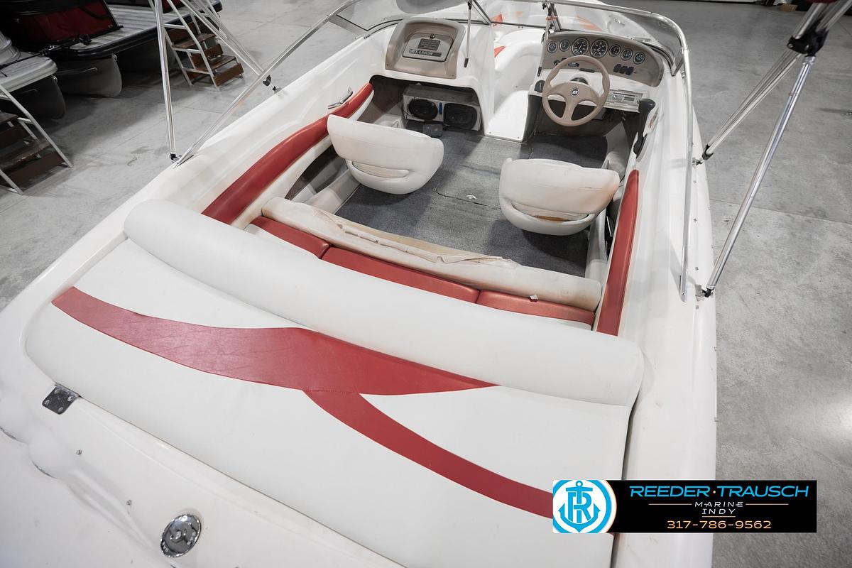 Used 2003 Larson SEi 180