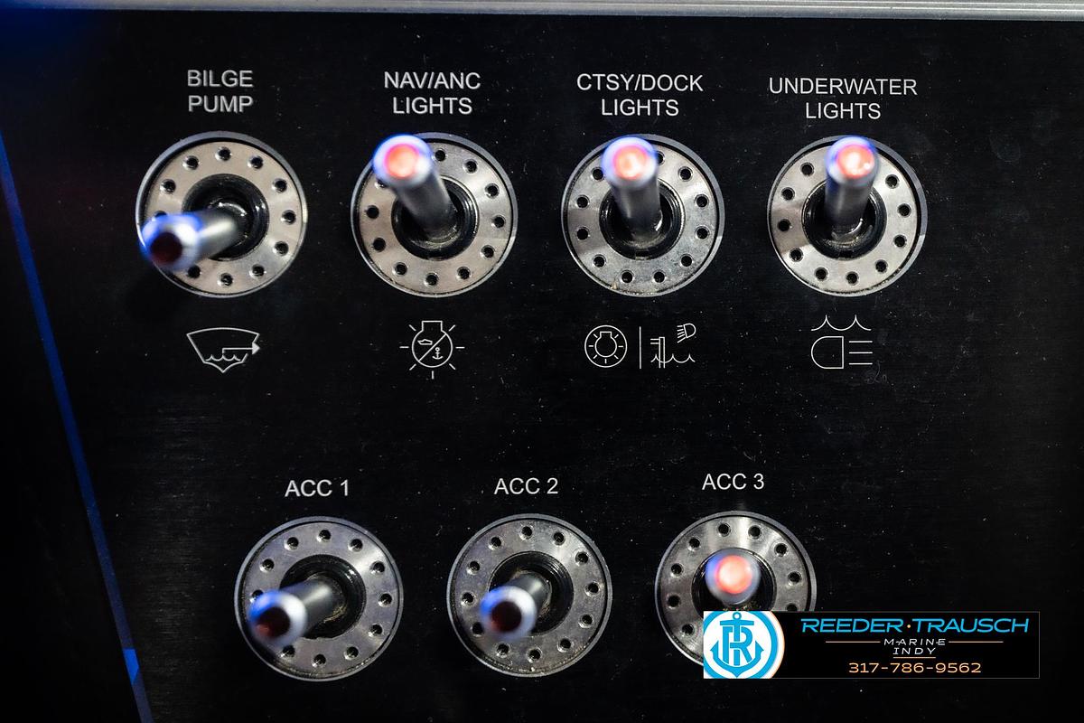 Used 2020 Four Winns MT H210