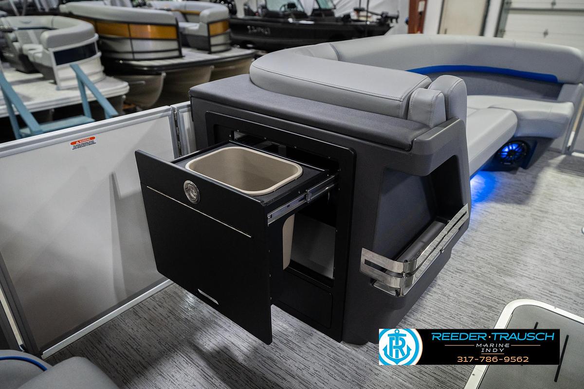 2026 Bennington 24 MOFB