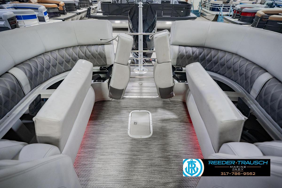 Used 2022 Bennington 23 QXFBA