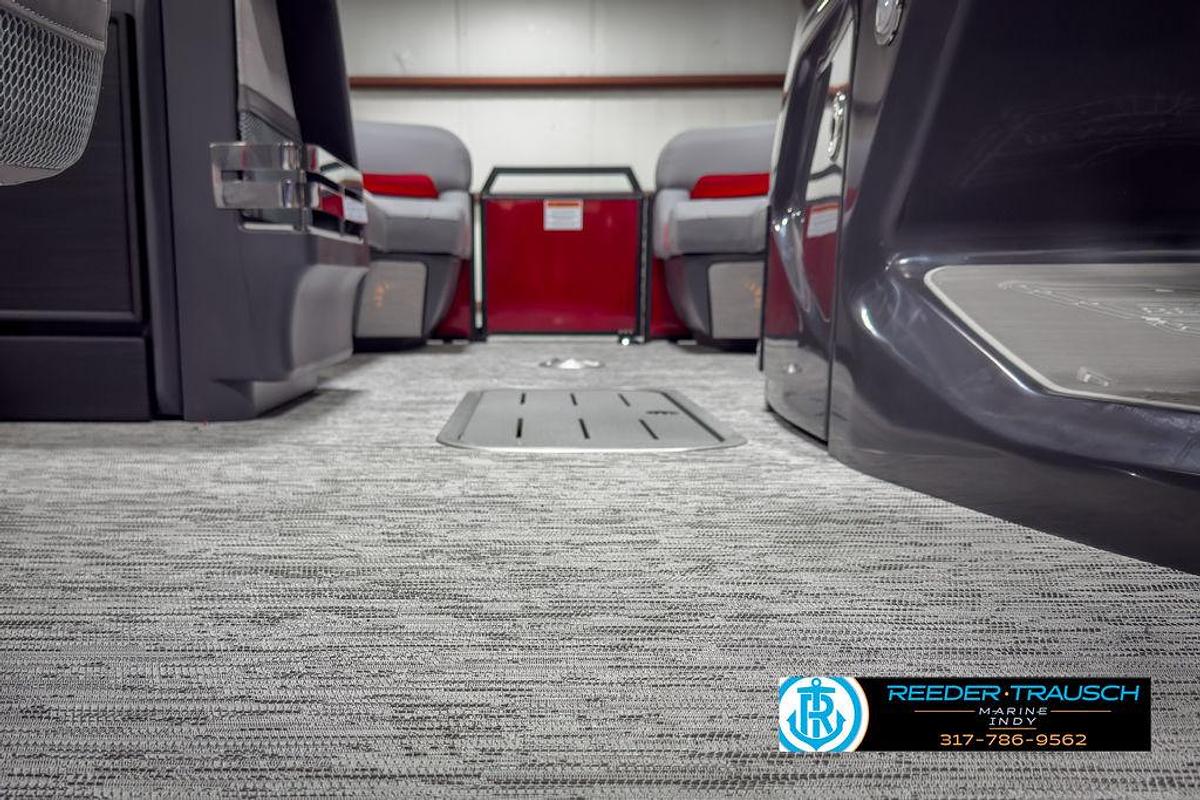 2025 Bennington 24 MSB