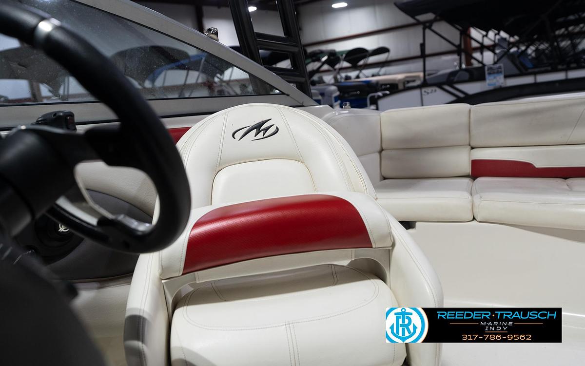 Used 2014 Monterey 204 FS