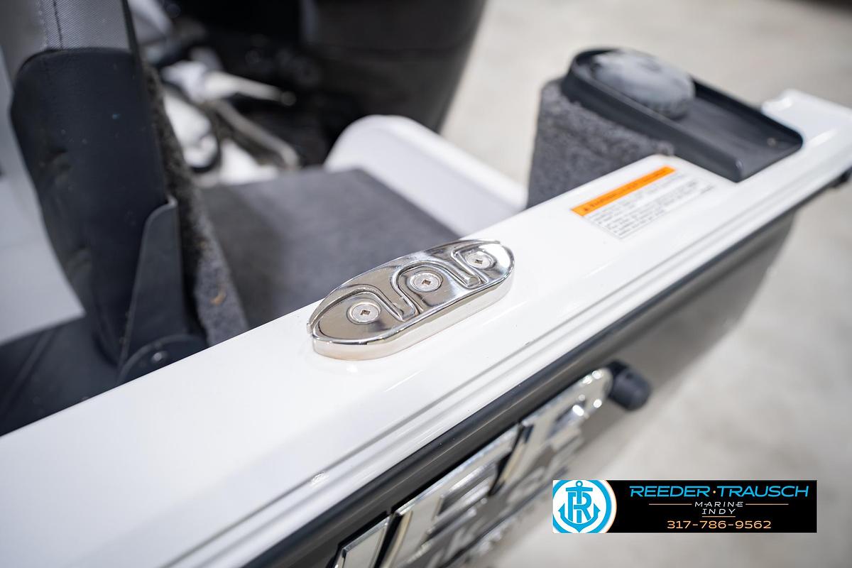 Used 2022 Crestliner 1650 Fish Hawk SE