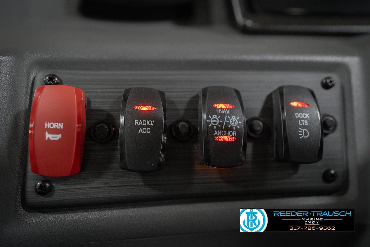 2026 Bennington 22 SSB